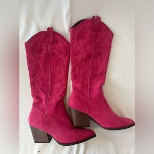 Pink Western-Style Western/cowboy women’s vibrant pink size 42 tall boots